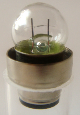 Incandescent lamp